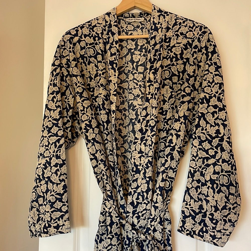 Vintage! Floral Calvin Klein Robe